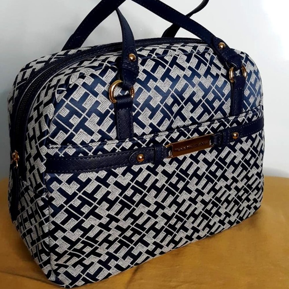 Tommy Hilfiger satchel Tan/Black handbag NWT